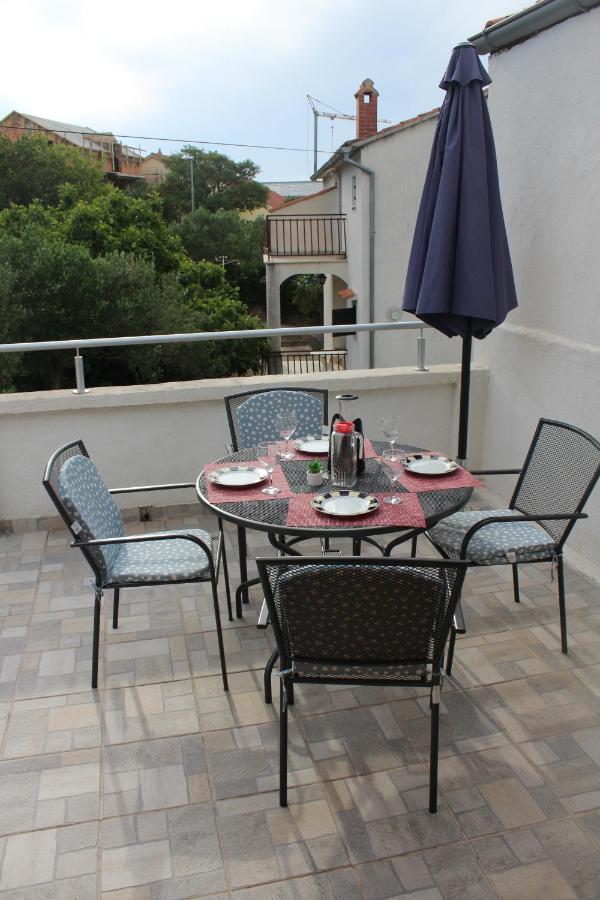 Apartman Sunce Murter Exterior foto