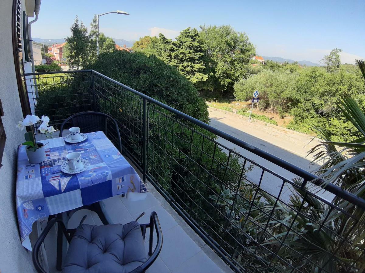 Apartman Sunce Murter Exterior foto